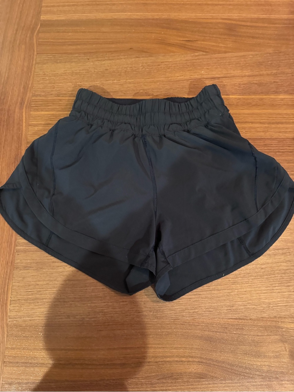 Lululemon track that high rise navy Athletic Shorts 3” size 4